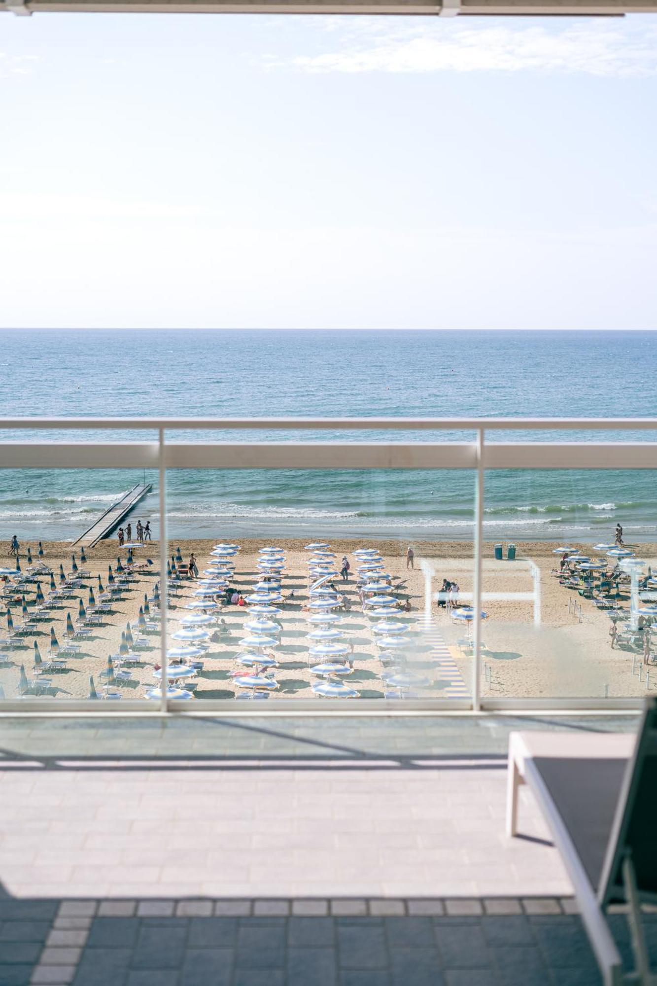 Hotel Orizzonte Lido di Jesolo Eksteriør billede