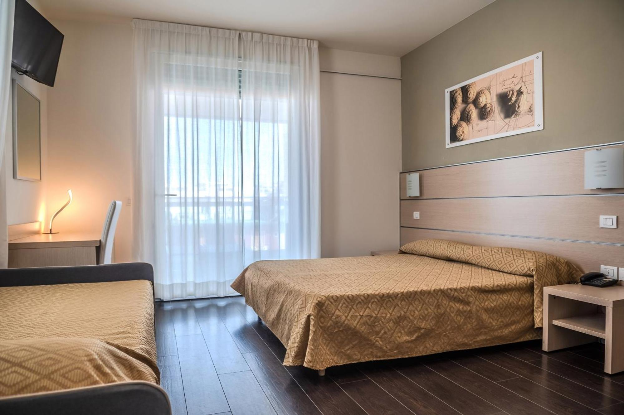 Hotel Orizzonte Lido di Jesolo Værelse billede