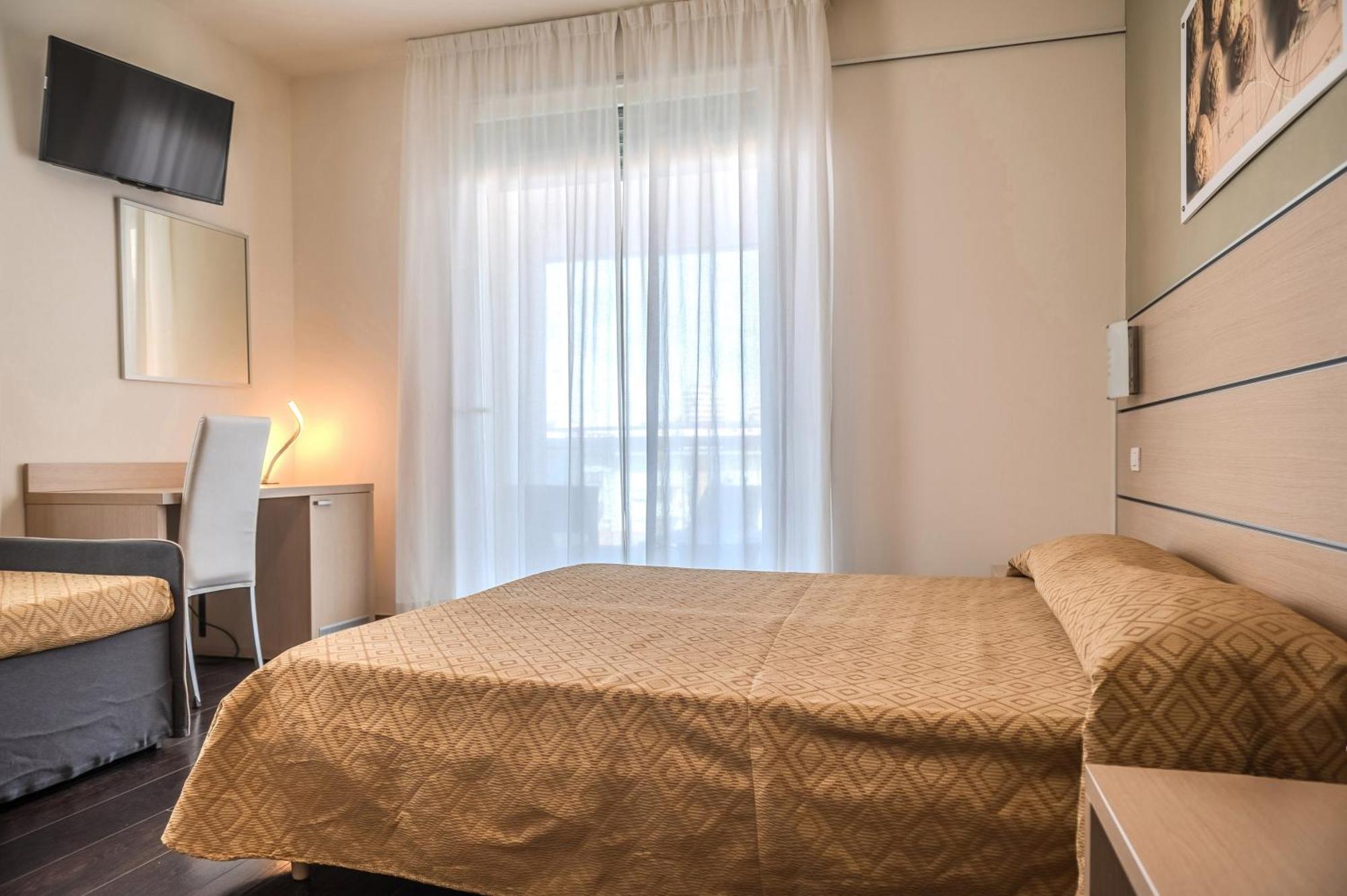 Hotel Orizzonte Lido di Jesolo Værelse billede